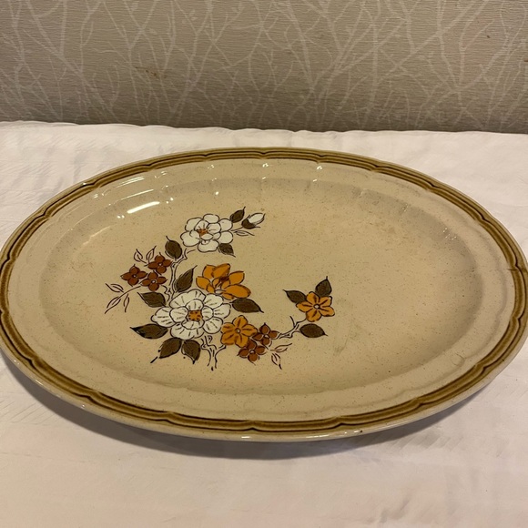 Crown Manor Autumn Blossom Platter - Picture 1 of 5
